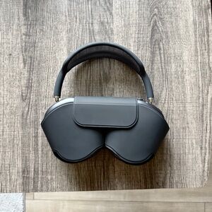 Apple airpod max headphones